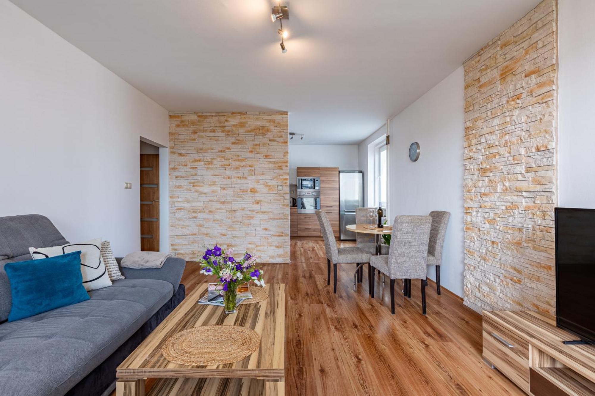 Apartament Spacious With Ac And Stunning Views Bratysława